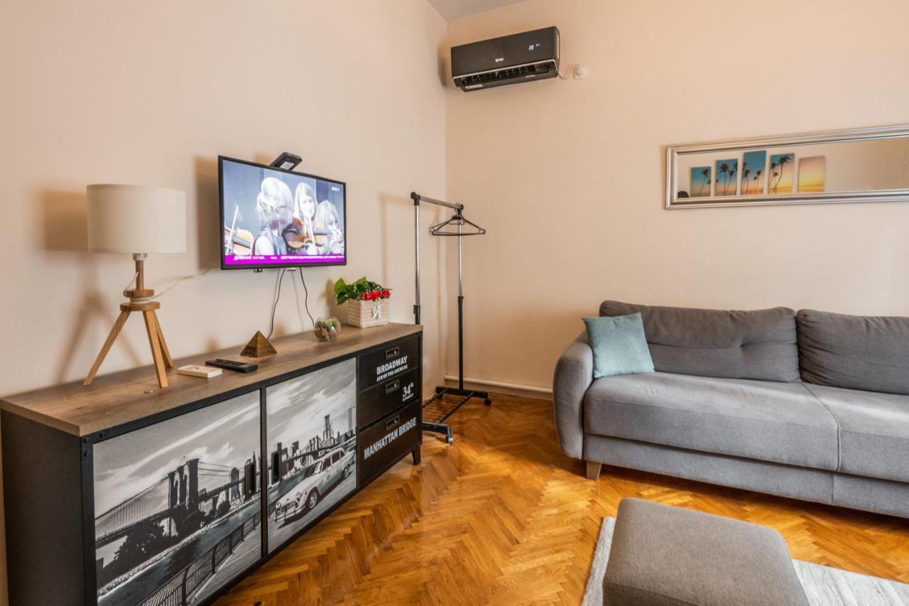Neimar Apartment With Great Wi-Fi And Free Parking Belgrado Exterior foto