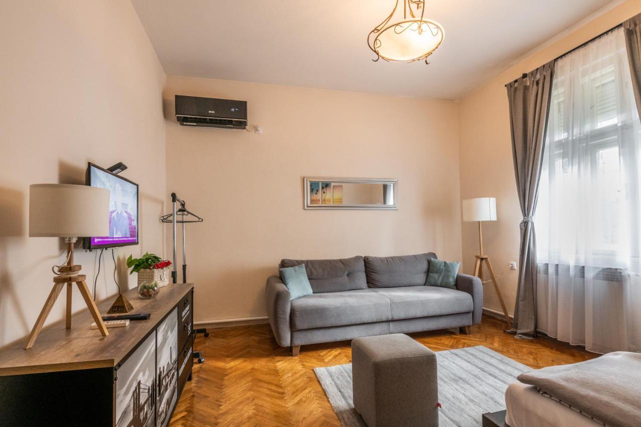 Neimar Apartment With Great Wi-Fi And Free Parking Belgrado Exterior foto