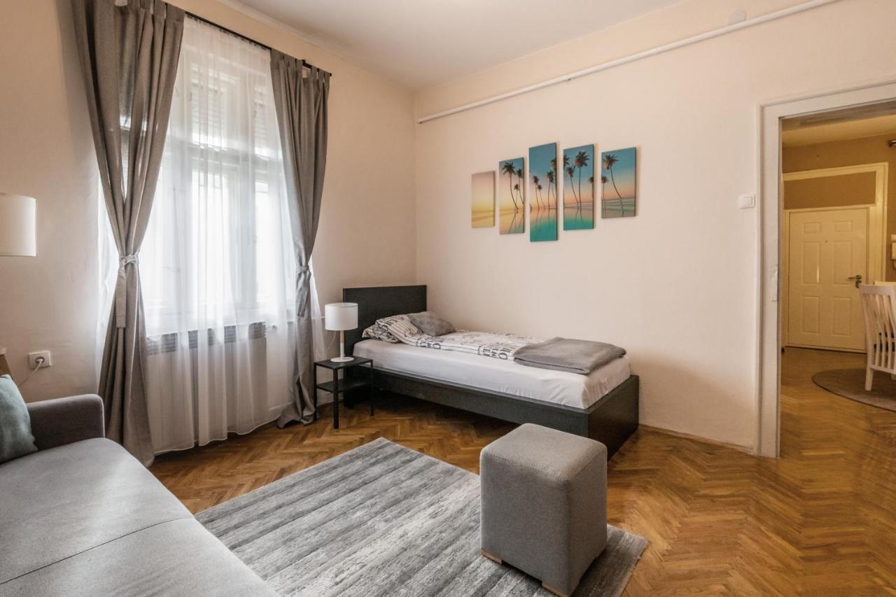 Neimar Apartment With Great Wi-Fi And Free Parking Belgrado Exterior foto